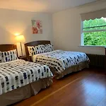 Broadway Guest House