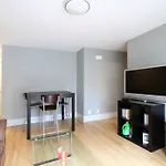 2 Bdr Qe/Riley Park Cambie/Main By Canada Line