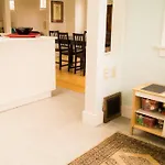 5Br,3Ba Family Friendly City Cottage