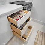 Brand New 2 Bedroom Point Grey Getaway