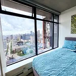 Luxury 2 Bedroom 40Th Floor Condo In Downtown Van