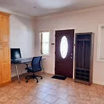 Cici Villa, Close To Skytrain And Airport