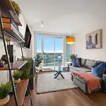 Dazzling Condo By Stadium Downtown With Free Parking
