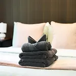 Stylish 2Br Condo In West End Dt With Free Parking