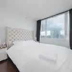 Central 1-Bedroom Apartment With Pool, Jacuzzi & Sauna
