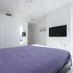Brand New 2-Bedroom Apartment In Central Location