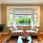 Spacious 5Br 3Ba Guest Villa - 10 Min To Dt - Pet Friendly, Free Parking