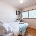 Romantic Getaway Near The Heart Of Vancouver
