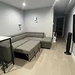 Modern West Coast Contemporary Suite
