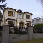 Luxury Modern New House In Central Vancouver