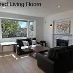Sweet Room In Vancouver