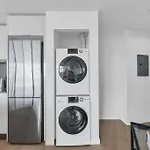 Skyview, 40Th Floor! 2Br Condo In Downtown Vancouver