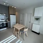 Waverley Guest Room In Vancouver