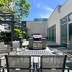 Stunning 1-Bedroom Condo In The Heart Of Vancouver