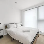 Skyline Retreat 2Br Condo Stunning City Views