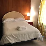 Cheerful Guest Home