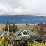 Luxury 4 Beds Ocean-View House Center Of Vancouver