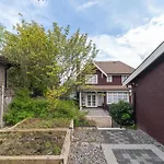 Luxury 4 Beds Ocean-View House Center Of Vancouver