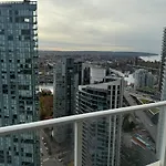 Beautiful 1 Bedroom Condo In Yaletown