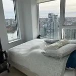 Beautiful 1 Bedroom Condo In Yaletown