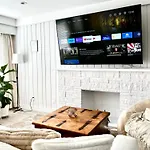 Cozy 3Br Holiday Retreat 2 Free Parking Ac King Bd