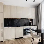 Smithe House