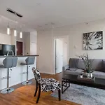 Yaletown Gem Located In The Heart Of Downtown Vancouver