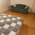 Guildford Bnb - Metro Vancouver