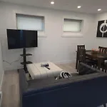 Townhouse 1 Bedroom On Lower Floor