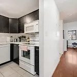 Stylish & Comfy Condo In A Prime Location