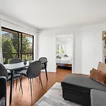 Stylish & Comfy Condo In A Prime Location