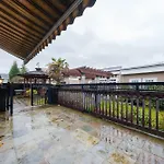 Deluxe Bedroom With Shared Washroom In Homestay