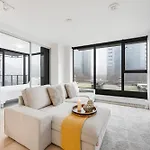 Bright And Cozy 2 Bedroom Apartment Perfect For Families And Groups