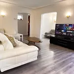 Elmshade Villa In Vancouver South