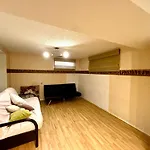 Vancouver Private Room In Budget - Near Transit, Shopping, Ubc & Downtown