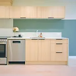 Newly Renovated 2 Bedroom Condo In Japantown! Near Railtown & Gastown!