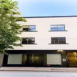 Newly Renovated 1 Bedroom Condo In Japantown! Near Gastown & Railtown!