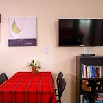 Calm, Cozy, Urban, Family-Friendly Stay