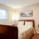 Oak Park House In Vancouver
