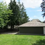 Maple Guesthouse