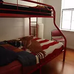 C&N Backpackers Hostel Vancouver