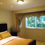 Maple Guesthouse