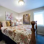 Alma Beach Manor