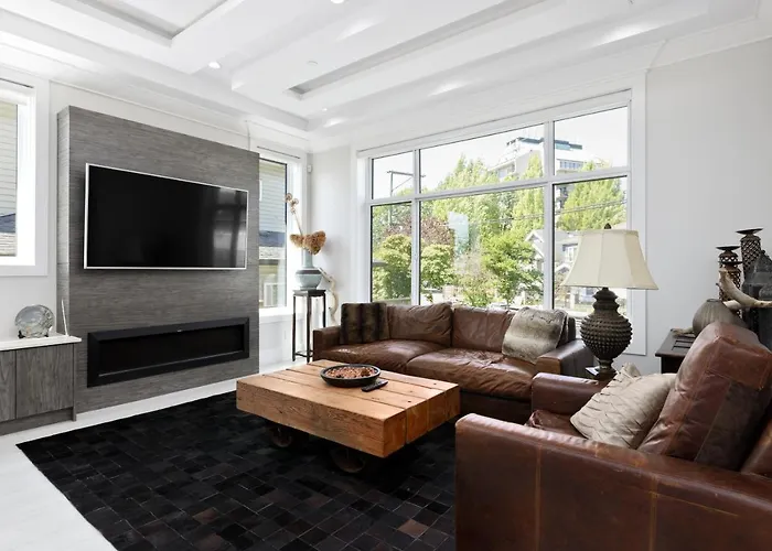 Cheerful 5 Bedroom House In Vancouver
