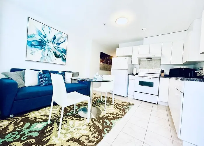 Free Breakfast/Luxury/Modern/Vancouver & Burnaby