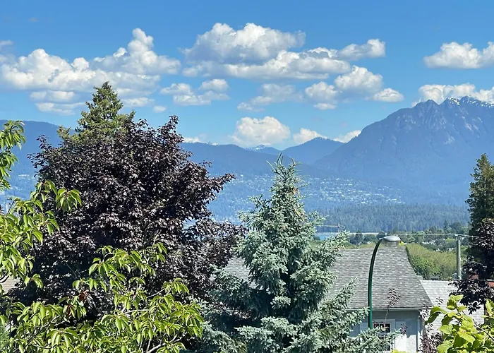 Cozy Guest Rooms Near Ubc, Downtown And Beaches
