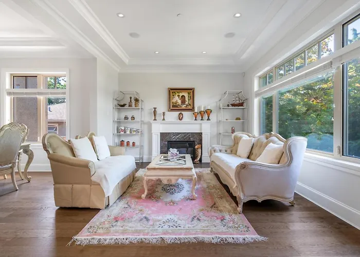 Elegant Vancouver Room With Private Bathroom