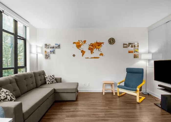 Condo In The Heart Of Granville