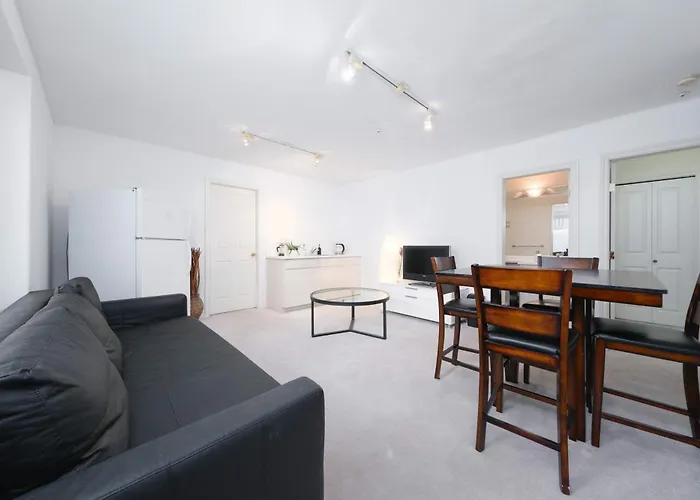 2 Bedroom Basement Guesthouse In Vancouver