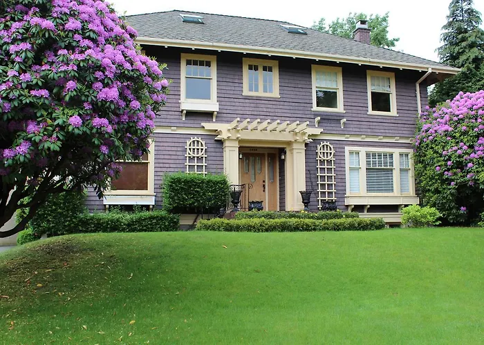 Cartier Guest House